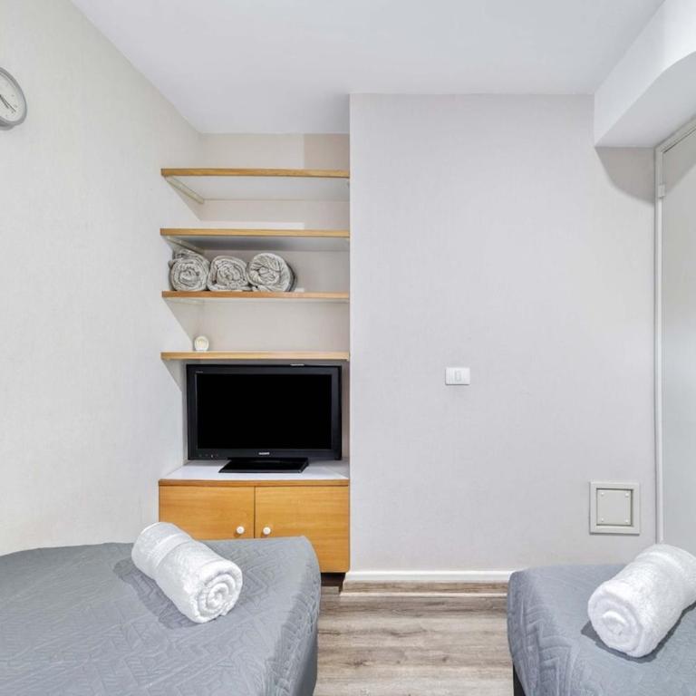 Sunset Terrace 2 Bedroom, Beautiful Ocean View - Two-Bedroom Apartment - 27