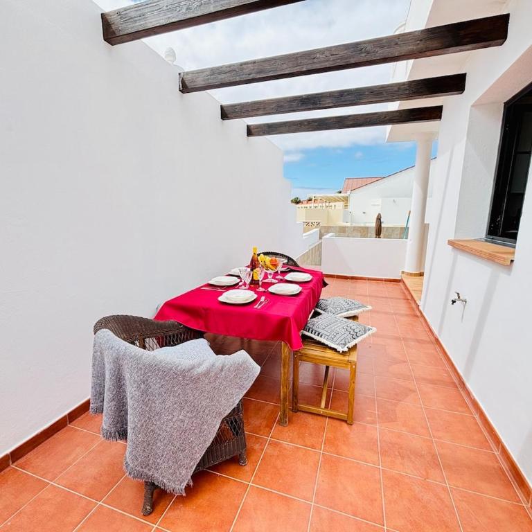 VillaCocoChalet, Private Pool, Beaches & NightLife - Three-Bedroom Villa - 10
