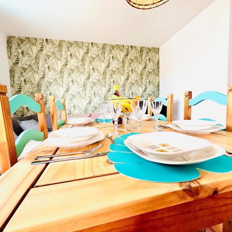 VillaCocoChalet, Private Pool, Beaches & NightLife - Three-Bedroom Villa - 28