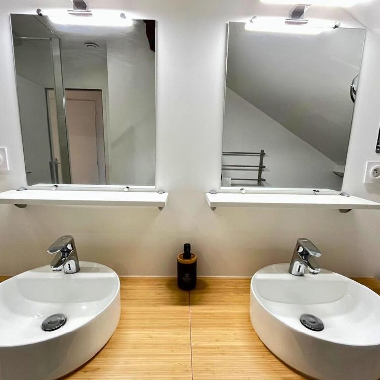Au Charme Amboisien - Centre ville - Appartement Supérieur 2 Chambres - 13