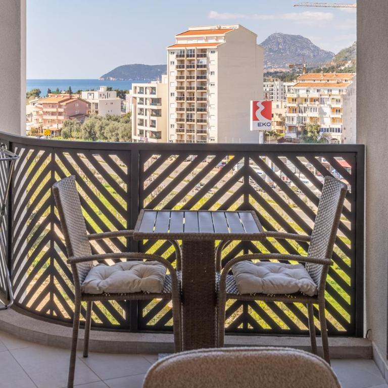 Azure Sky Apartment - Superior Apartman sa Balkonom - 8