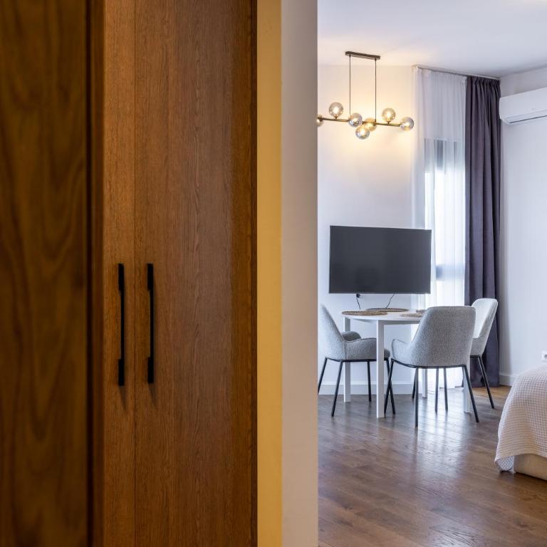 Azure Sky Apartment - Superior Apartman sa Balkonom - 32