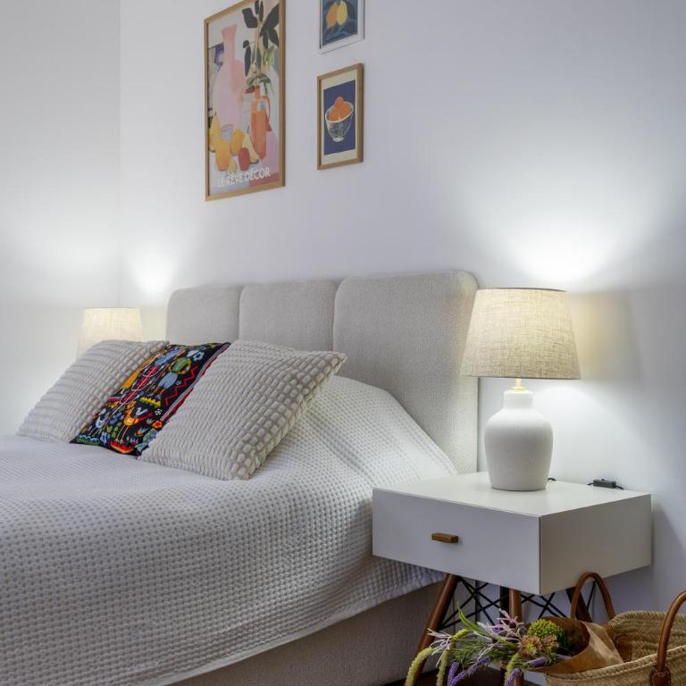 Azure Sky Apartment - Superior Apartman sa Balkonom - 1