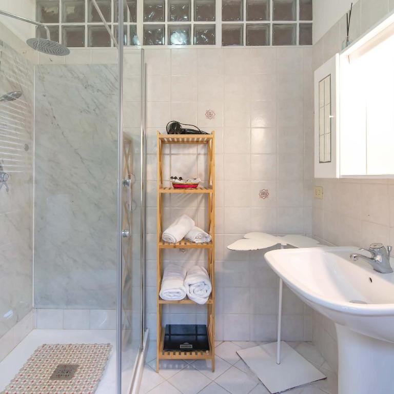 Paolo and Carlotta's Home - large and central apartment between two nice parks - Appartamento con 2 Camere da Letto - 47