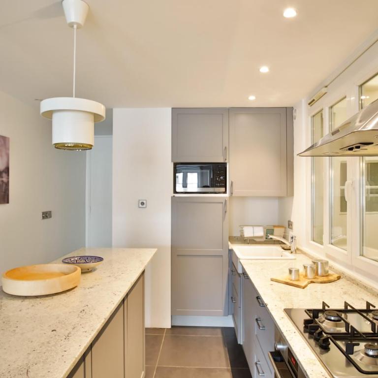 Palais Royal Charm Home - Appartement - 10