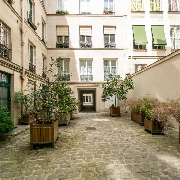 Palais Royal Charm Home - Appartement - 24