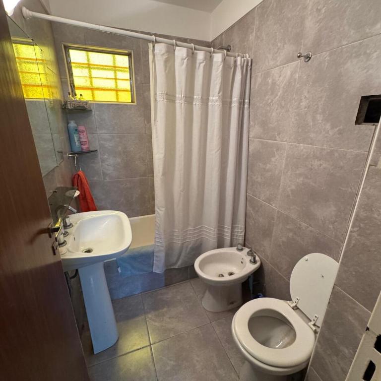 Departamento 3 ambientes Patio Balcón en Zona Guemes - Apartamento de 2 dormitorios - 8