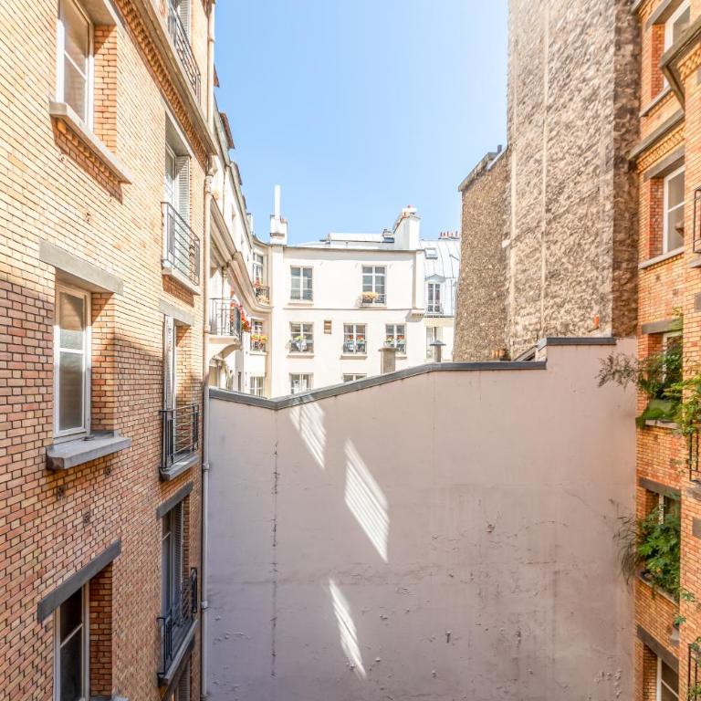 Saint Germain Varenne - Appartement - 26