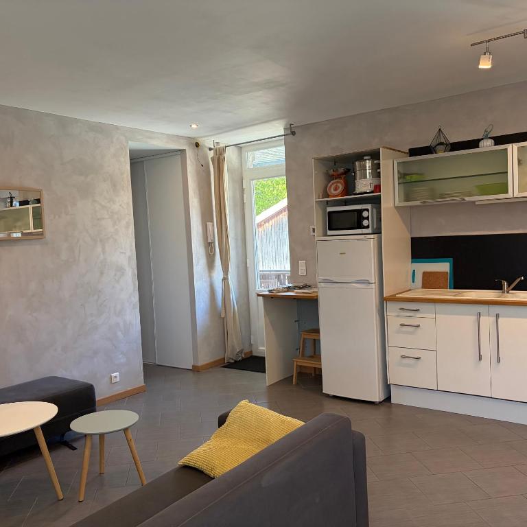 le chemin des pouzes - Appartement 3 Chambres - 28