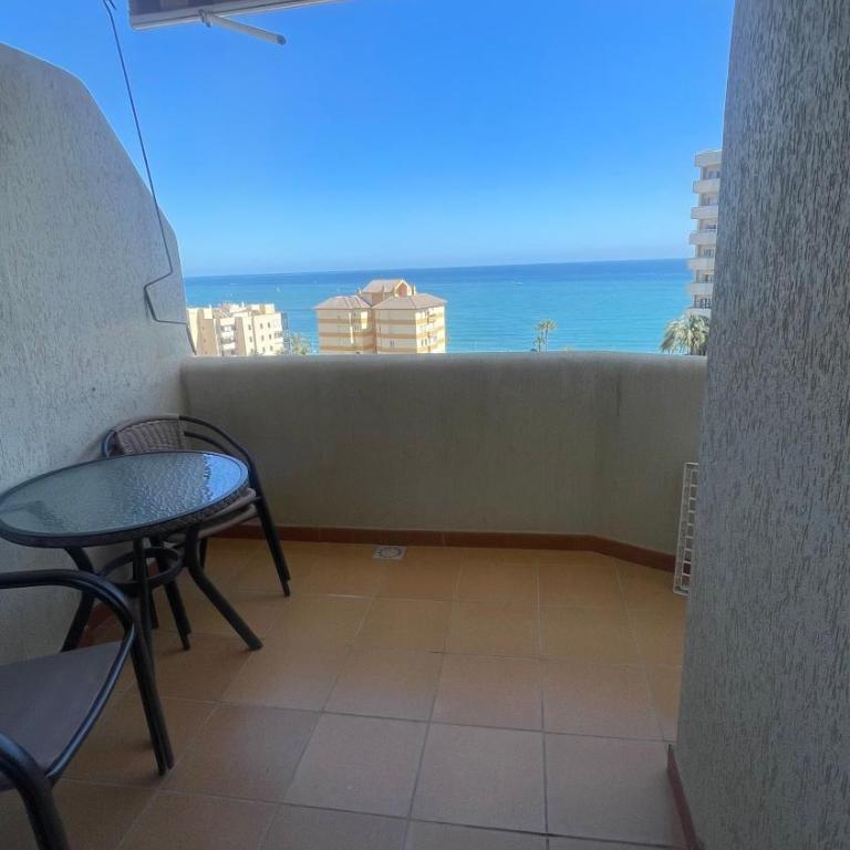 Resort con piscinas y toboganes, con vistas al mar - Apartamento - 20
