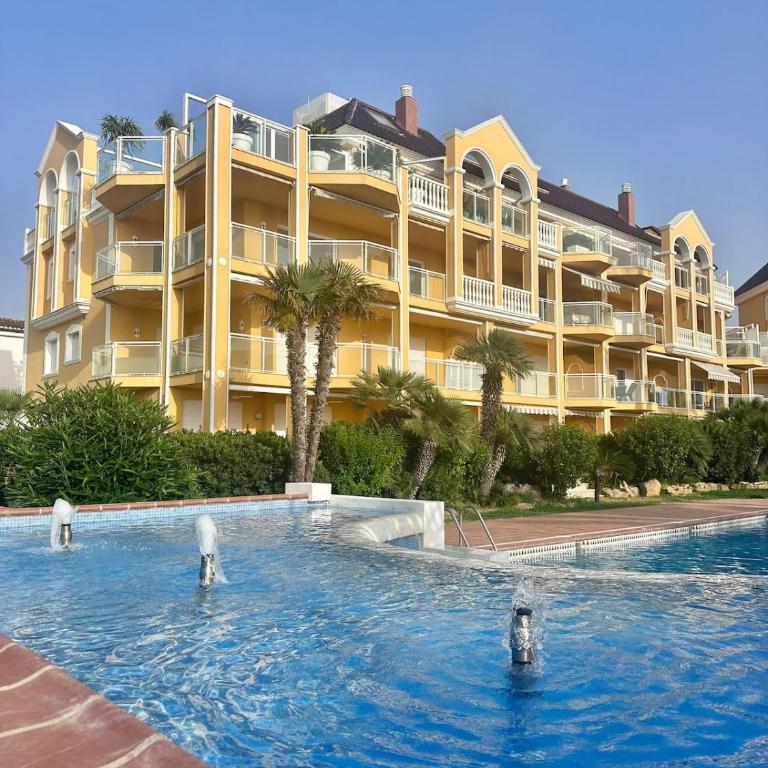 Luxury beachfront - 4 double rooms 3 bathrooms - Apartamento - 33