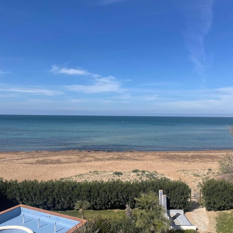 Luxury beachfront - 4 double rooms 3 bathrooms - Apartamento - 55