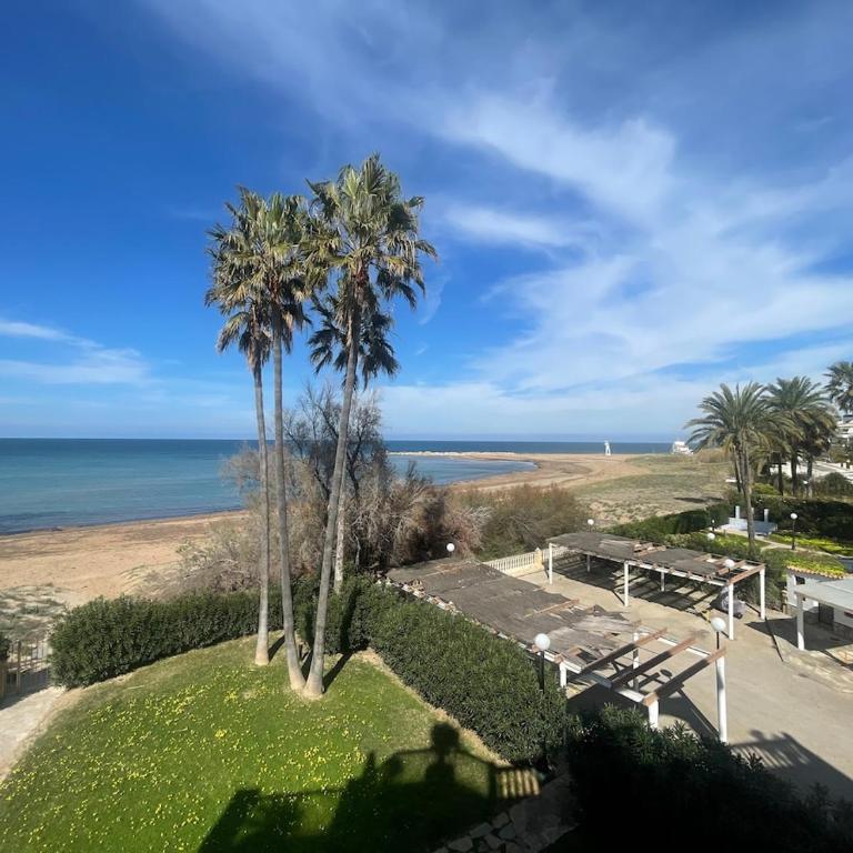 Luxury beachfront - 4 double rooms 3 bathrooms - Apartamento - 57