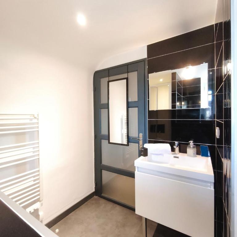 Cozy 2 bedroom apartment - Appartement 2 Chambres - 7