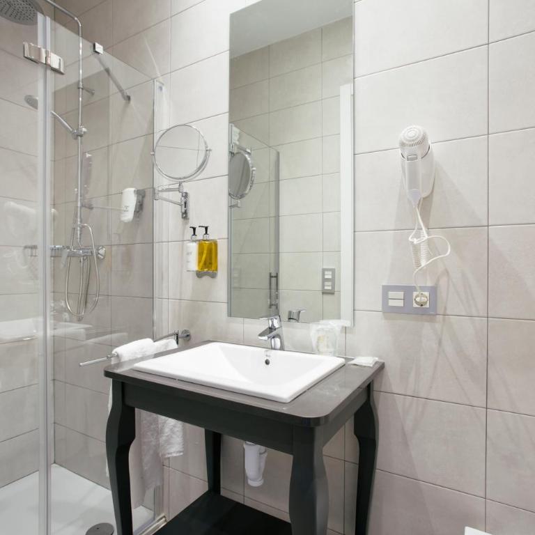Legazpi Doce Rooms & Suites - Apartamento de 1 dormitorio con balcón - 14