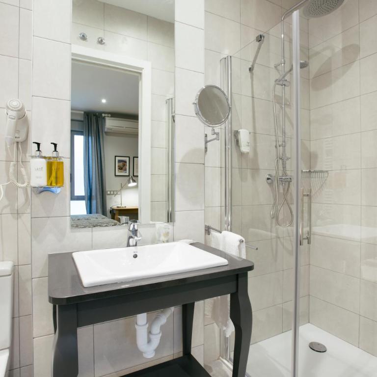 Legazpi Doce Rooms & Suites - Habitación Doble Económica - 1 o 2 camas - 1