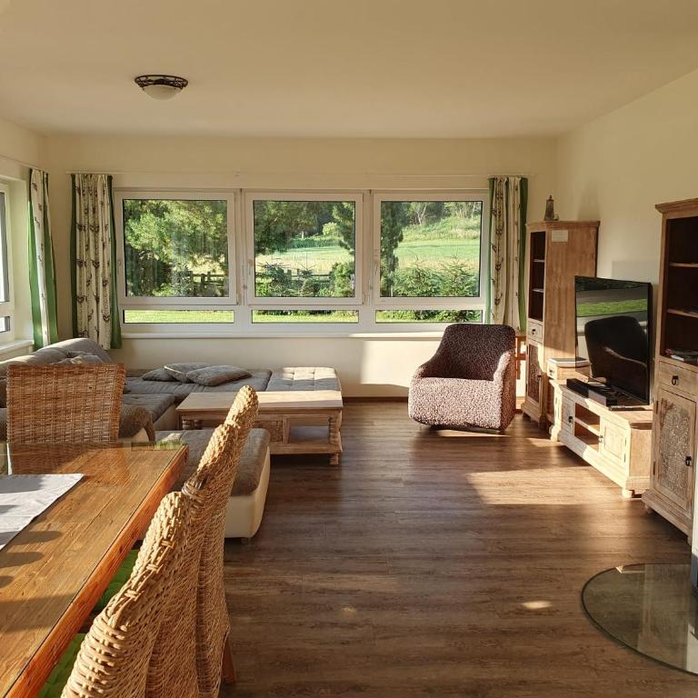 quiet and central Luxury Villa "Juwel " with Sauna in a beautiful valley - Villa - 2