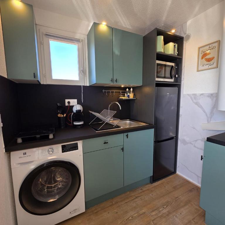 Bel appartement vue port, clim, parking, WiFi - Apartamento con vistas al mar - 12
