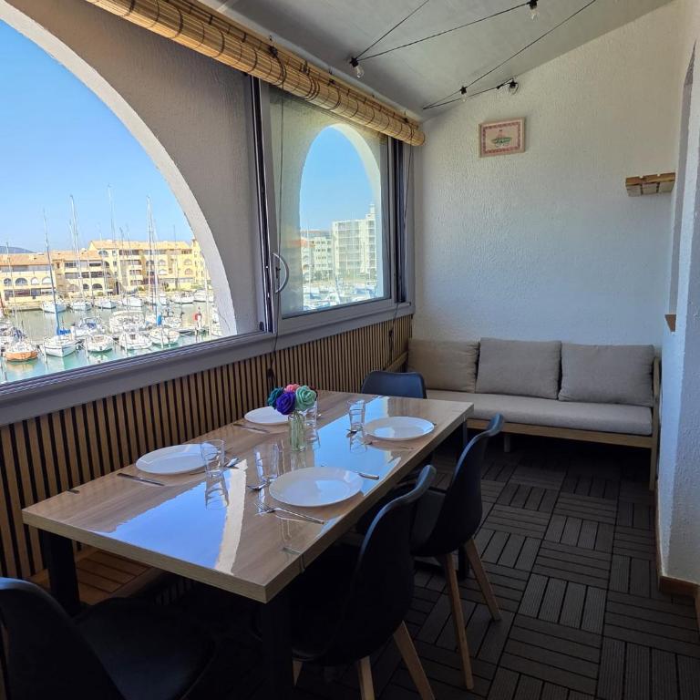 Bel appartement vue port, clim, parking, WiFi - Apartamento con vistas al mar - 1