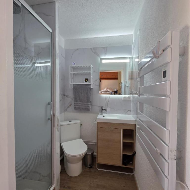 Bel appartement vue port, clim, parking, WiFi - Apartamento con vistas al mar - 11
