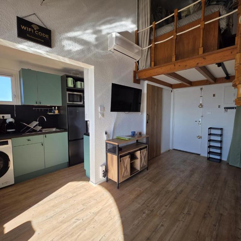Bel appartement vue port, clim, parking, WiFi - Apartamento con vistas al mar - 13