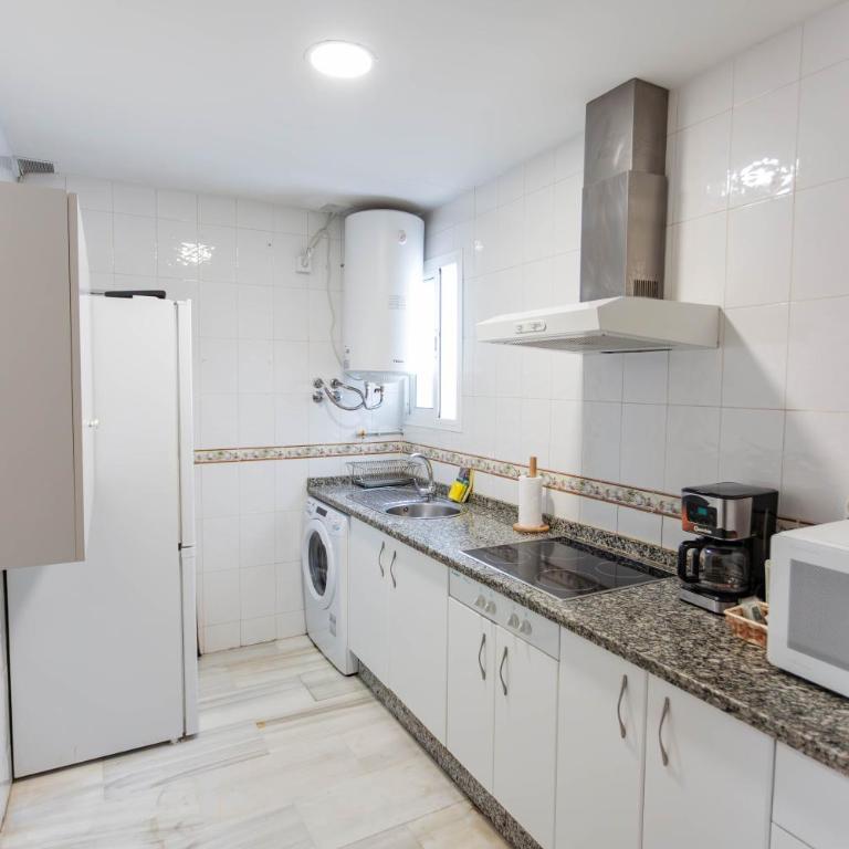 Alameda Escoberos, dos dormitorios silenciosos - Apartamento de 2 dormitorios - 13