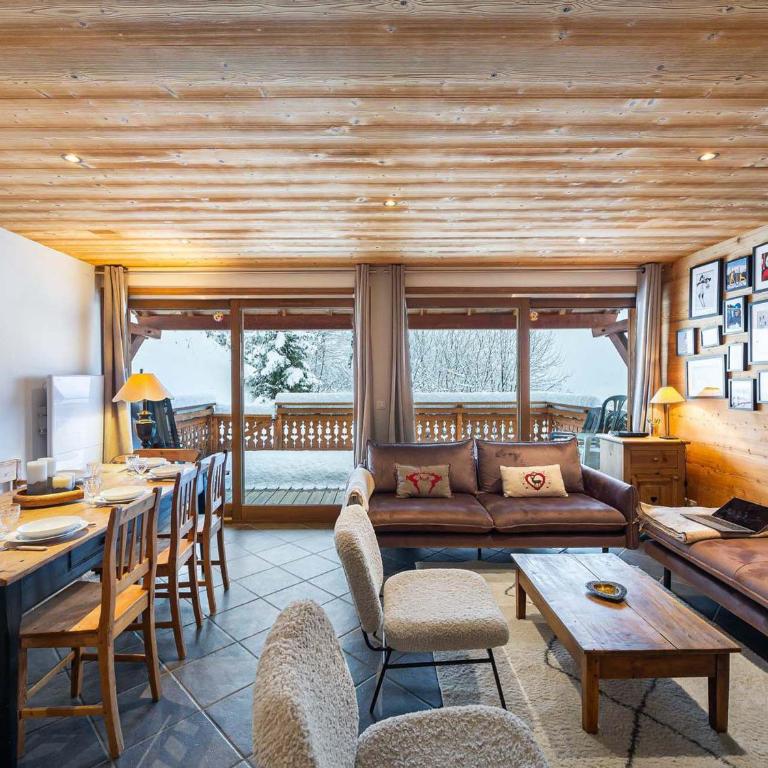 Chalet en duplex exposé sud avec cheminée à Méribel - FR-1-566-59 - Appartement - 1