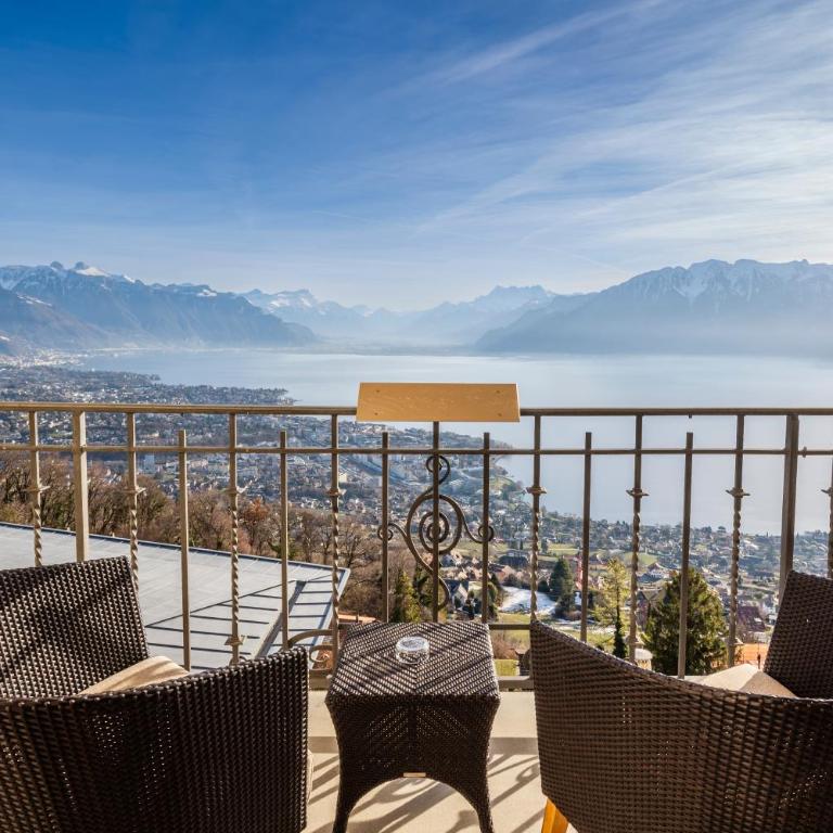 Le Mirador Resort & Spa - Deluxe Doppelzimmer mit Balkon und Seeblick - 2