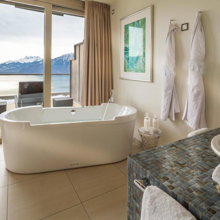 Le Mirador Resort & Spa - Mirador Suite, Panoramic lake view, Terrace - 3