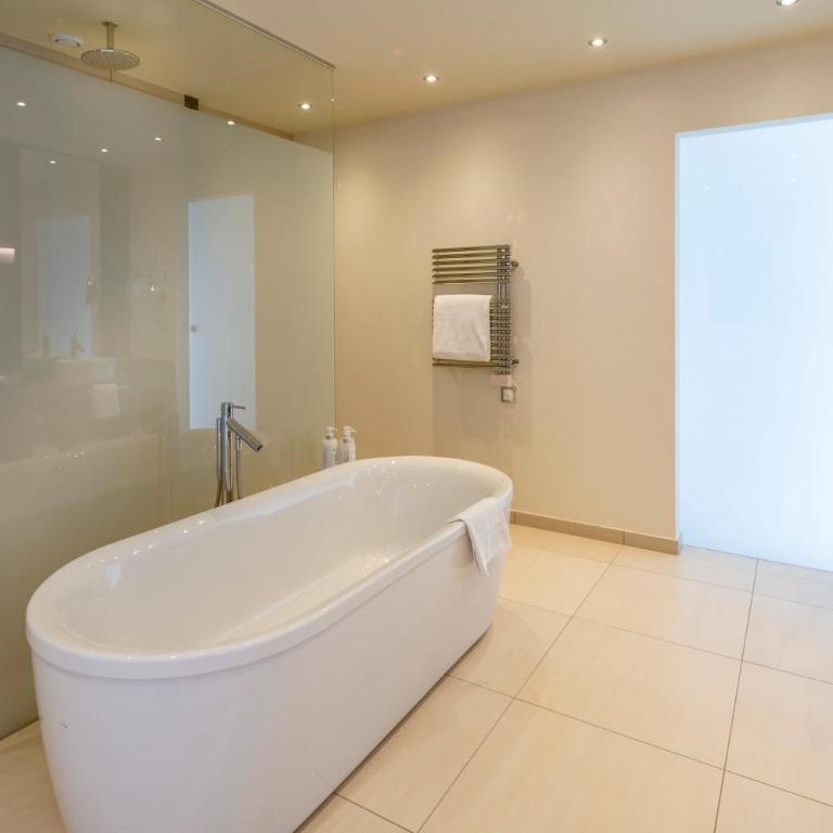 Le Mirador Resort & Spa - Mirador Suite, Panoramic lake view, Terrace - 4