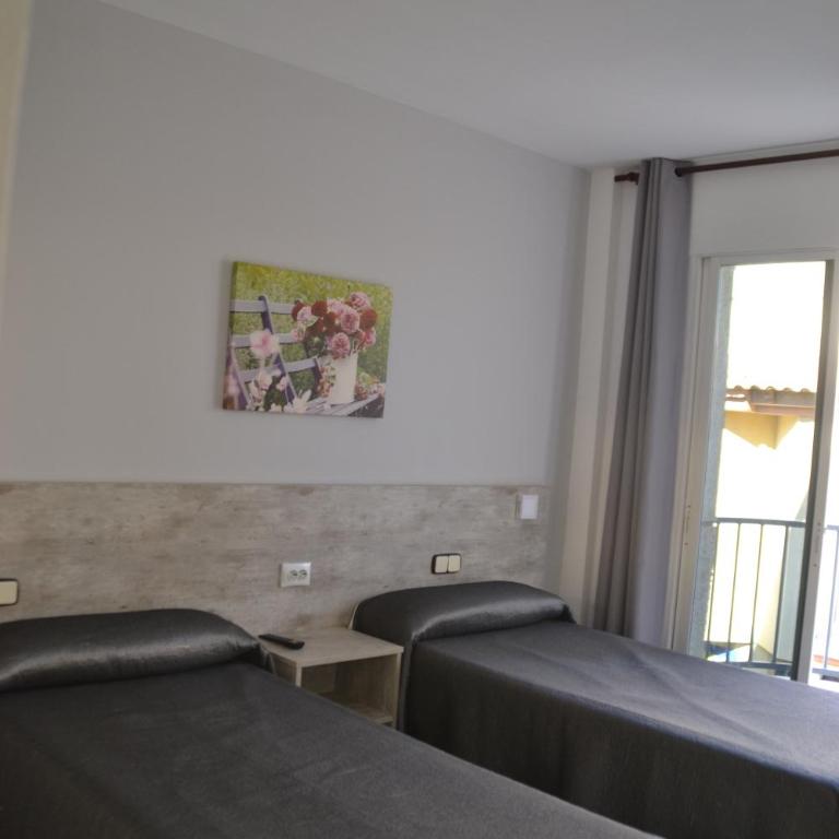 Hotel Congra - Habitación Doble - 2 camas - 5