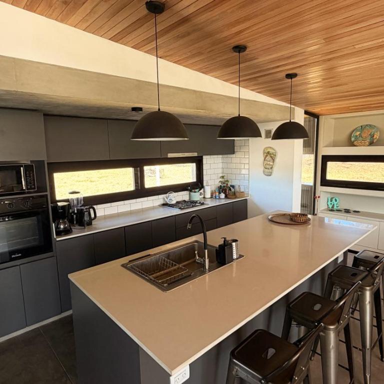 Casa PIT - Casa En Barrio Privado San Benito, Chapadmalal Para 6 PAX Con Pileta - Hola Sur - Casa de 3 dormitorios - 4