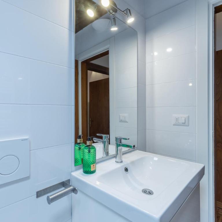 Florence Apartments in great location - One-Bedroom Standard Apartment - 12