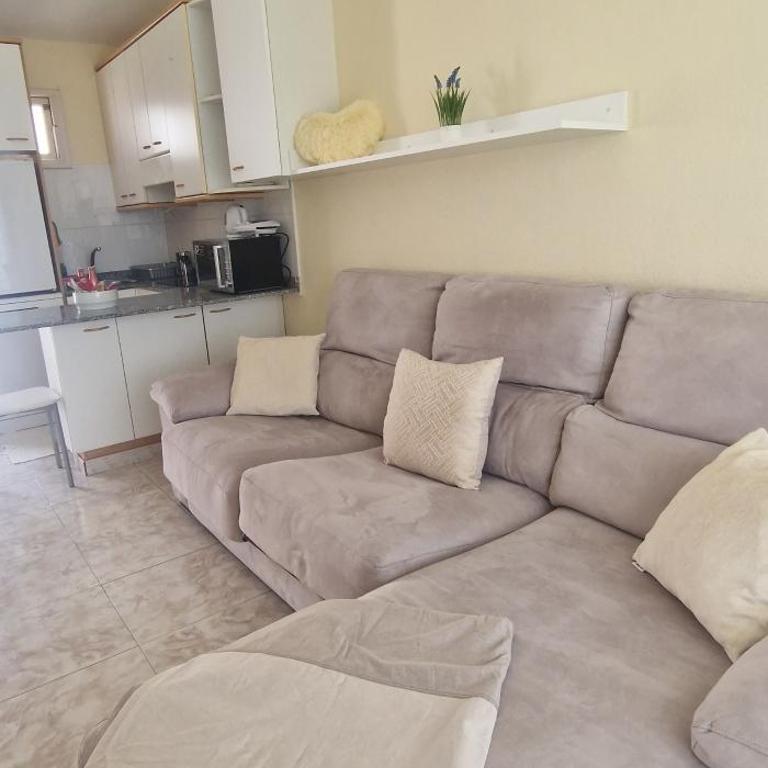 Amazing view only for long stay 6 month - One-Bedroom Apartment - 17