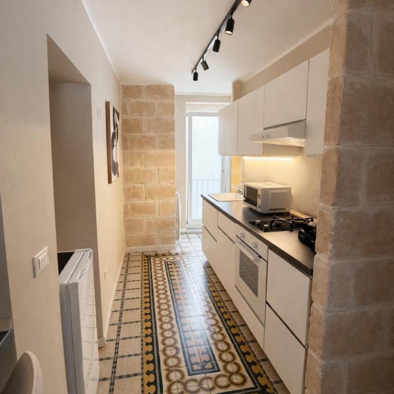 Bari LandLord 71 - Private Balcony Suites - Vacation Home - 5