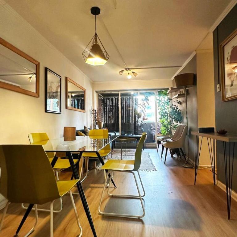 Arriendo de departamento en el barrio el GOLF Cercano a Costanera Center - Two-Bedroom Apartment with Balcony and Terrace - 3