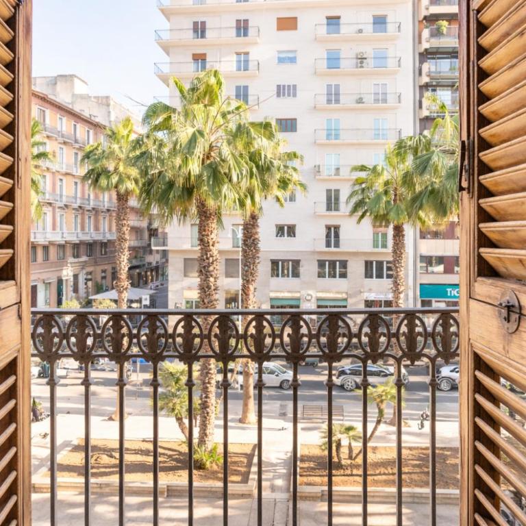 Bari LandLord 71 - Private Balcony Suites - Vacation Home - 16