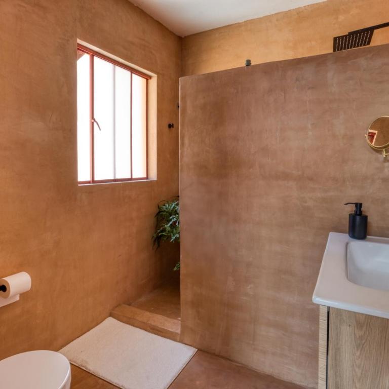 Classic 3BR Condesa House | Terrace-Tub-Patio-A/C - Maison 4 Chambres - 28