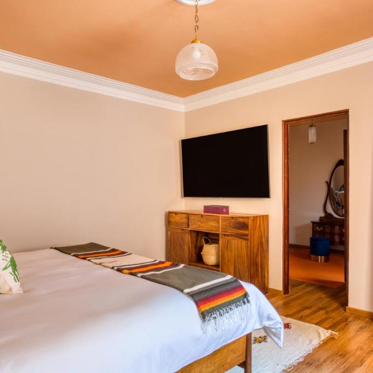 Classic 3BR Condesa House | Terrace-Tub-Patio-A/C - Maison 4 Chambres - 60