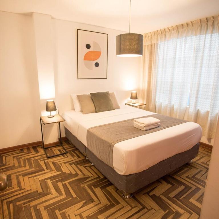 Beautiful two floor, 3 bedroom apartment - Apartamento de 3 dormitorios - 3