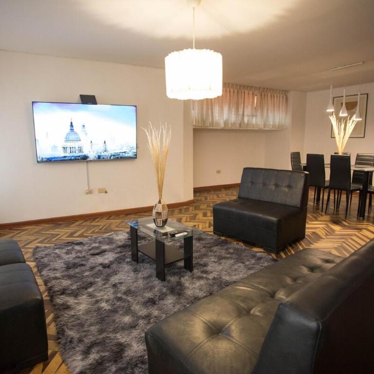 Beautiful two floor, 3 bedroom apartment - Apartamento de 3 dormitorios - 5