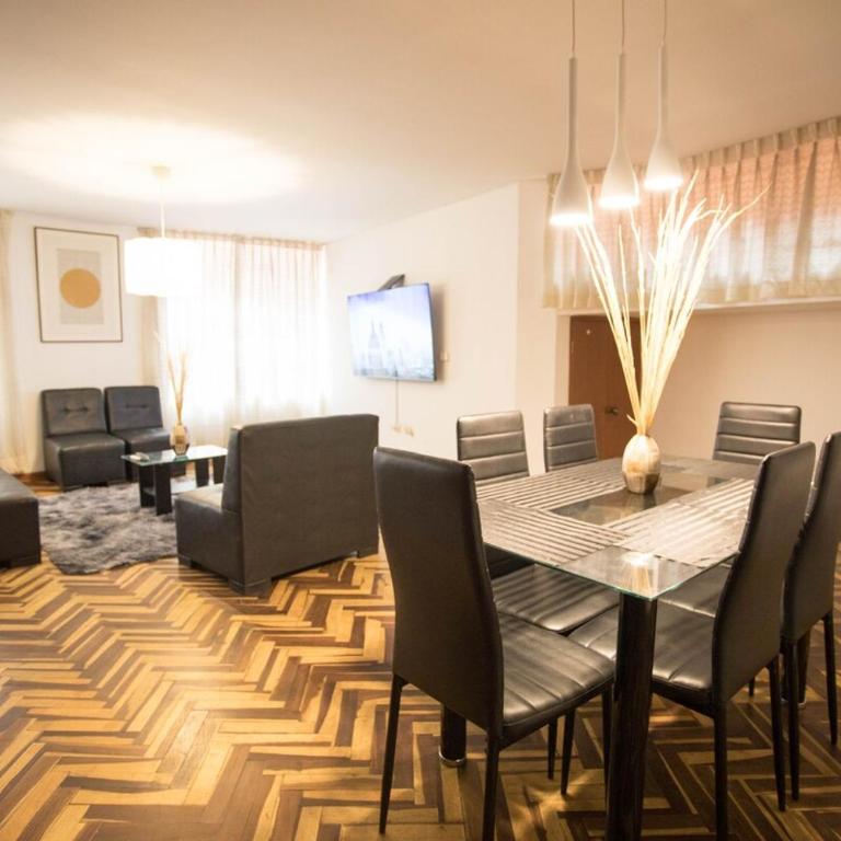 Beautiful two floor, 3 bedroom apartment - Apartamento de 3 dormitorios - 15