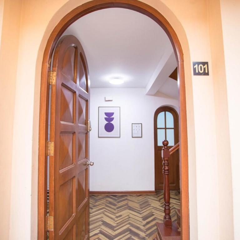 Beautiful two floor, 3 bedroom apartment - Apartamento de 3 dormitorios - 21