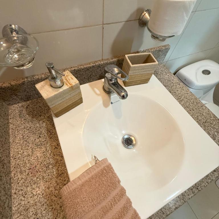 Suite con vista al río Puerto Santa Ana - Apartamento de 1 dormitorio - 8