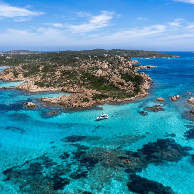 Amosina La Maddalena - Quiet Central Home, free parking - One-Bedroom Apartment - 6