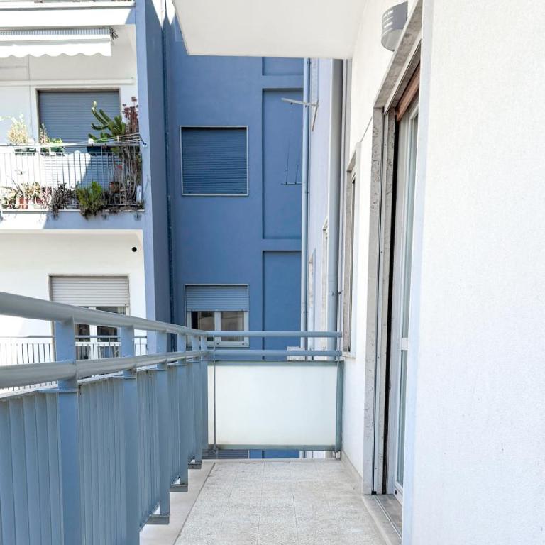 Cherry House Pescara Centro - Appartamento con 2 Camere da Letto e Balcone - 19
