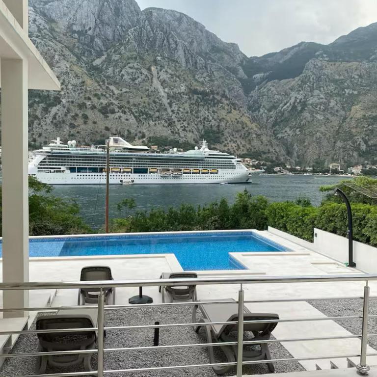 Studio apartment with heated pool - One-Bedroom Apartment - 4