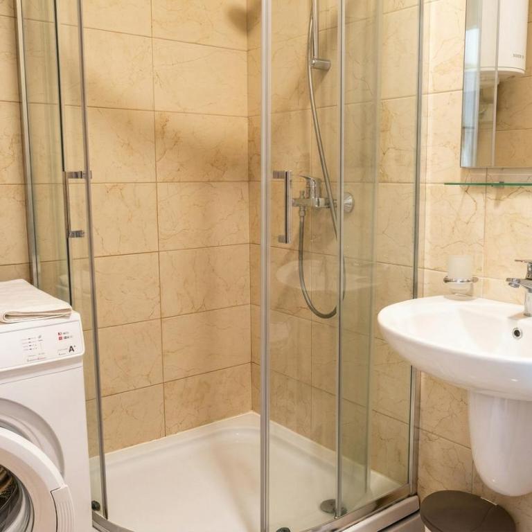 Becici Akacia Apartments - One-Bedroom Apartment - 4