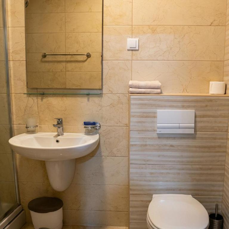 Becici Akacia Apartments - One-Bedroom Apartment - 8