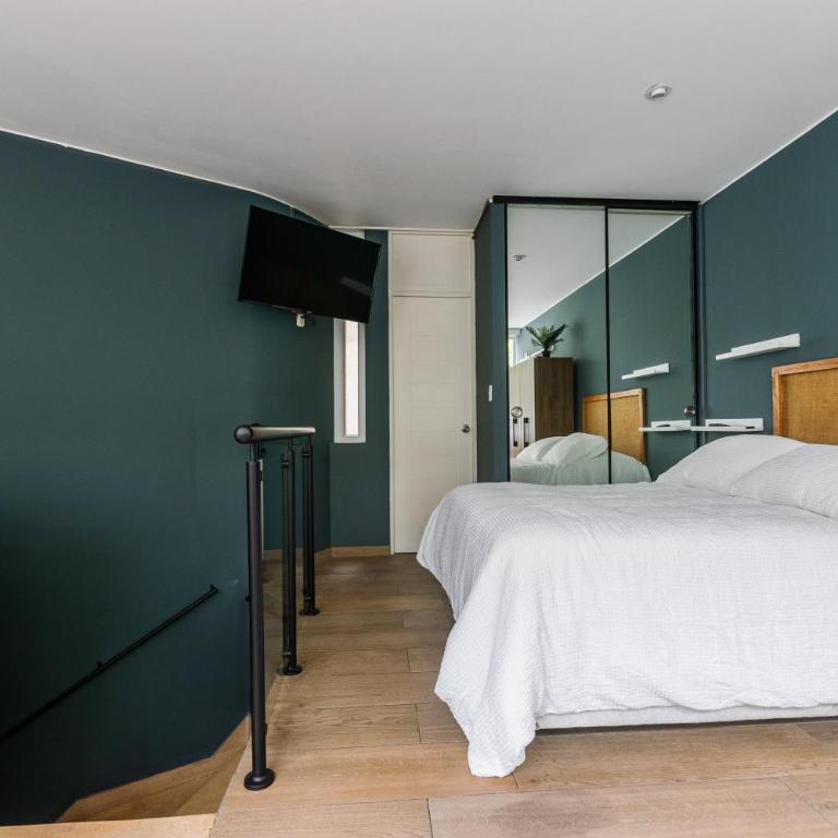 Loft Steps from Larcomar & Miraflores Boardwalk - Loft - 9